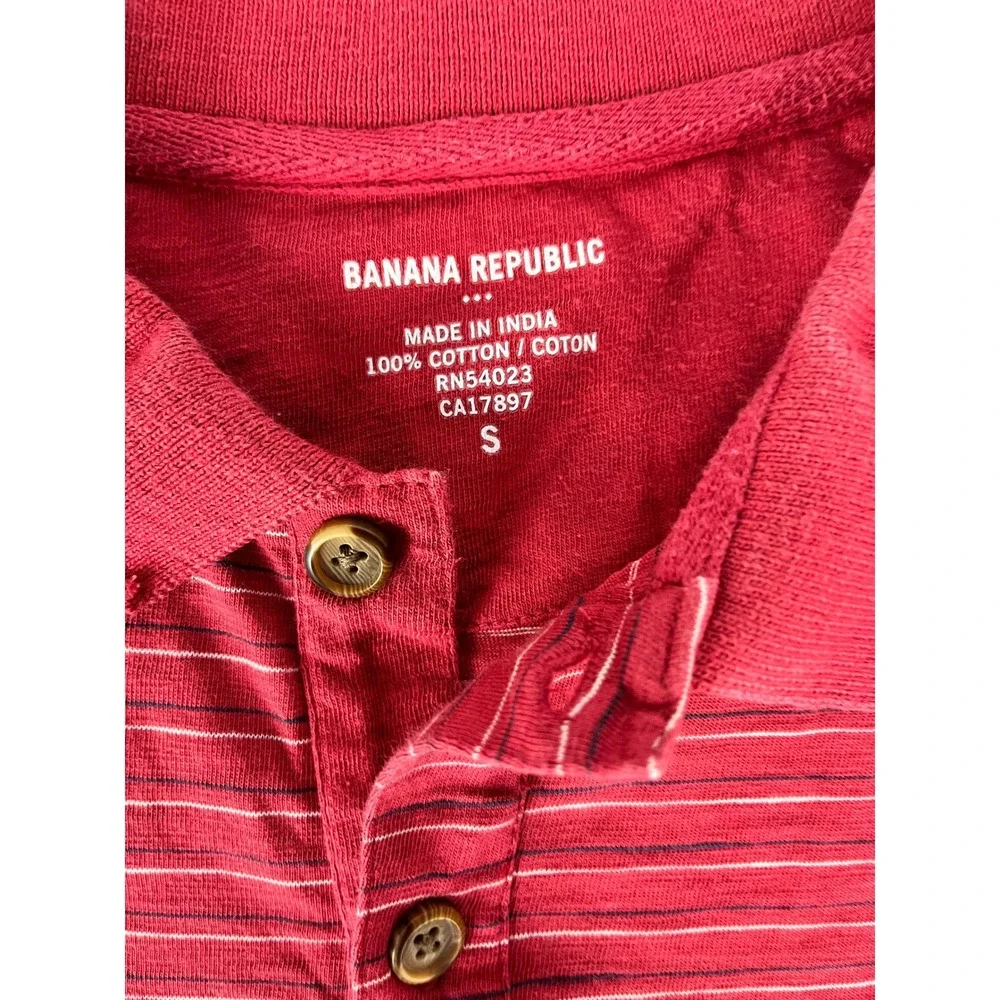 Banana Republic Men's Polo Shirt Small Red‎ Striped Cotton Casual Golf